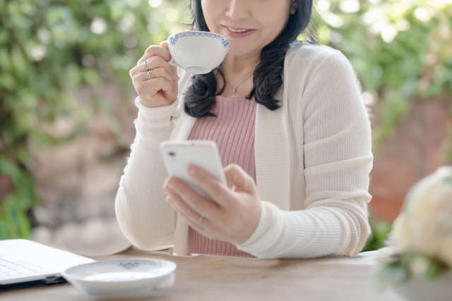 高齢者の一人暮らしで感じる寂しさ・孤独感を解消する５つの方法